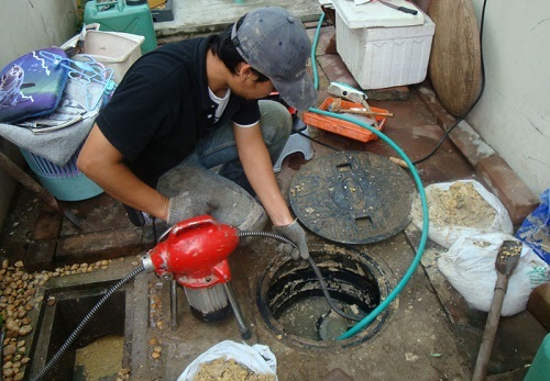 thông tắc cống
